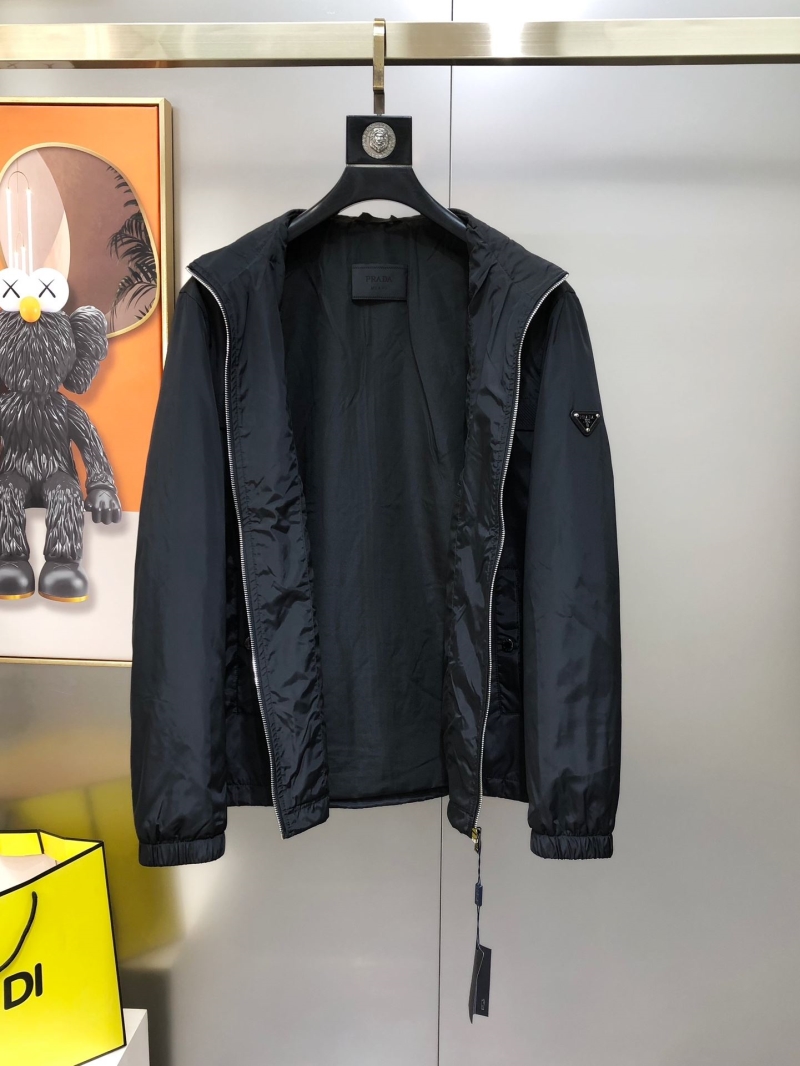 Pra*a outwear